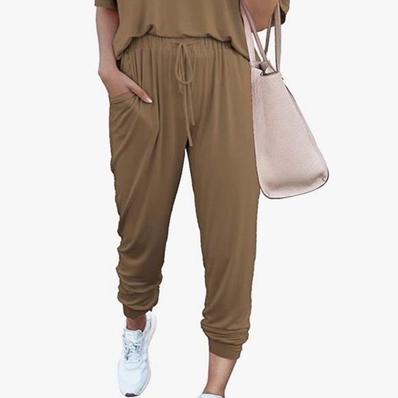 Dark Khaki Women’s Two Piece Outfit Short Sleeve - Picture 2 of 2